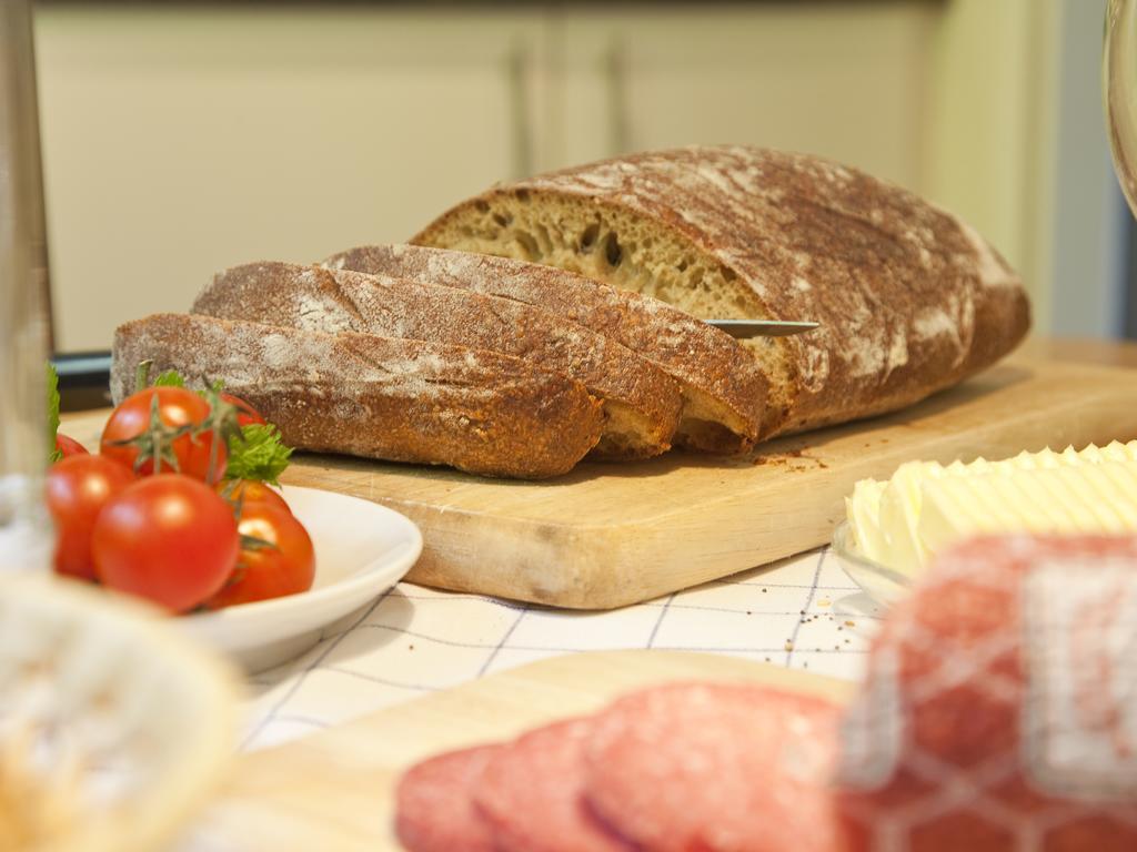 Cafe Alt Willingen Apartment Стая снимка